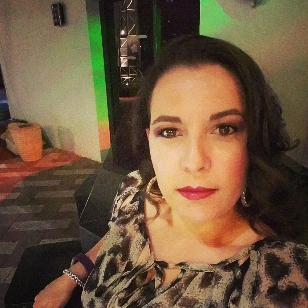 Meet your Posher, Daniela